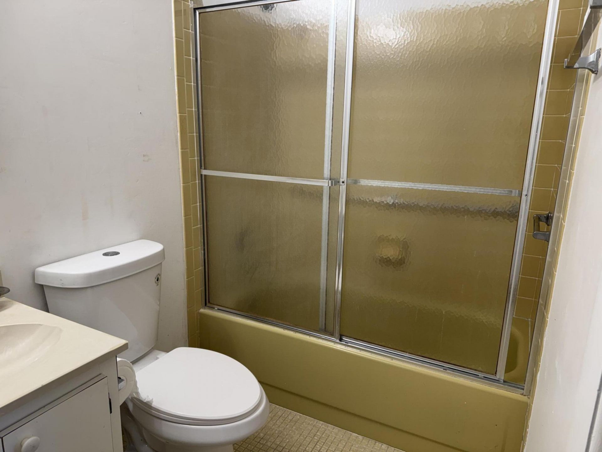 5800 Fernley Drive W, Unit 17, West Palm Beach, FL 33415 Photo