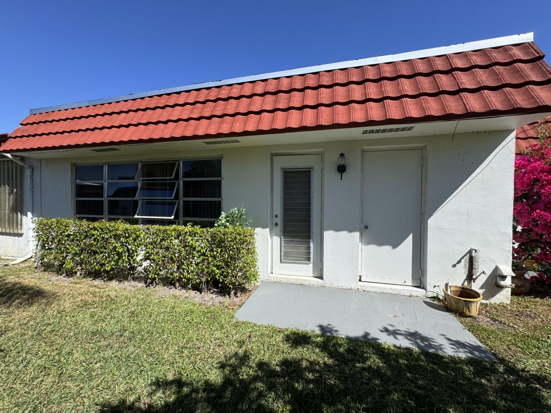 5800 Fernley Drive W, Unit 17, West Palm Beach, FL 33415 Photo