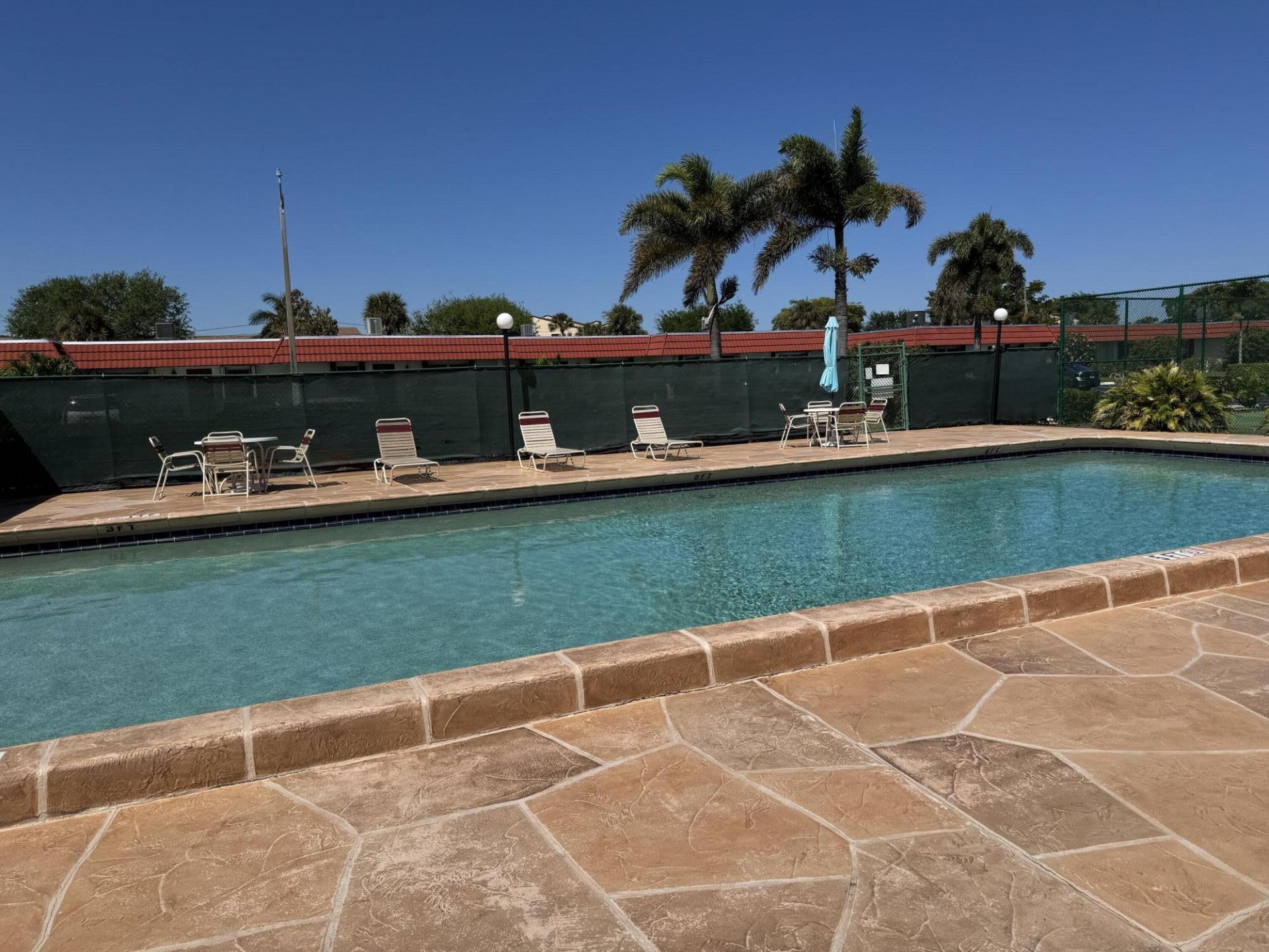 5800 Fernley Drive W, Unit 17, West Palm Beach, FL 33415 Photo