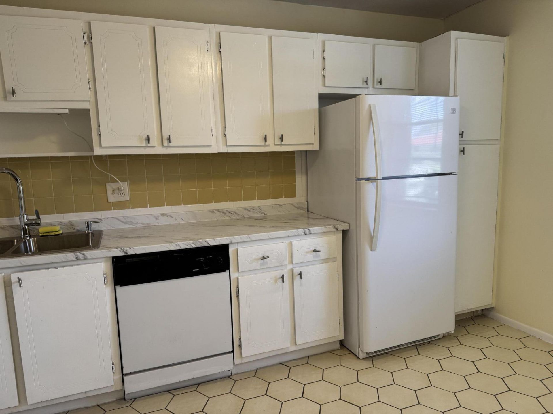 5800 Fernley Drive W, Unit 17, West Palm Beach, FL 33415 Photo