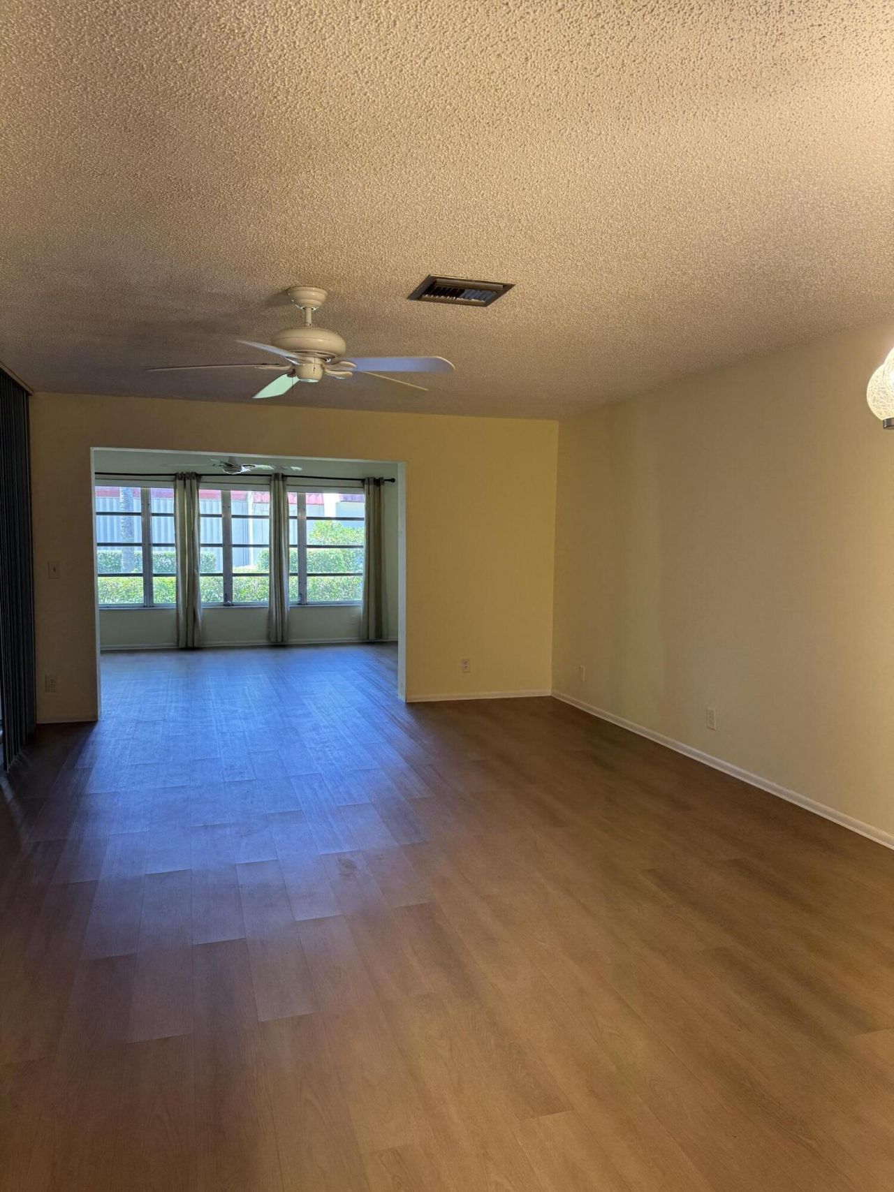 5800 Fernley Drive W, Unit 17, West Palm Beach, FL 33415 Photo