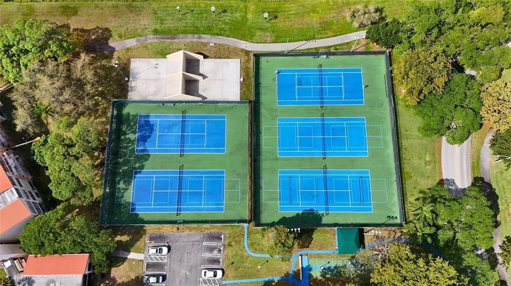 2309 S Cypress Bend Drive, Unit 515, Pompano Beach, FL 33069 Photo