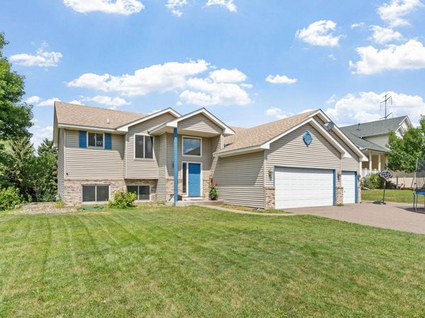 18566 96th Place N, Maple Grove, MN 55311