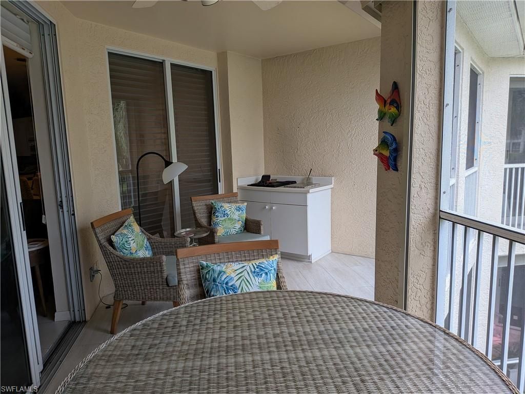 900 L Ambiance Cir , Unit 205, Naples, FL 34108 Photo