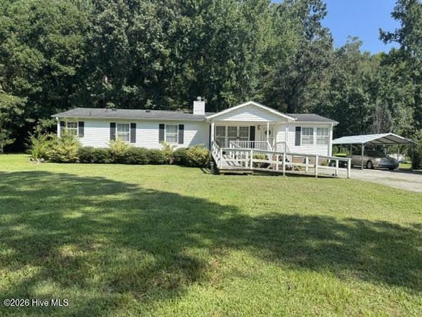 98 Lanier Avenue, Rocky Point, NC 28457
