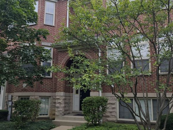 723 Prestwick Lane , Wheeling, IL 60090
