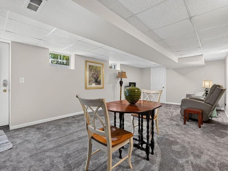 165 E College Avenue, Westerville, OH 43081 Photo 35