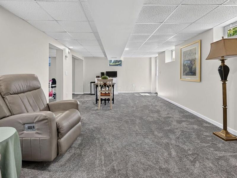 165 E College Avenue, Westerville, OH 43081 Photo 37