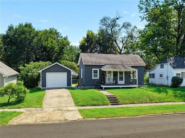 1518 Calhoun Street, Chillicothe, MO 64601