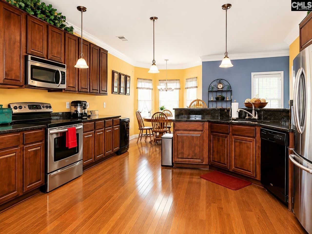 531 Willow Water Way Photo 4