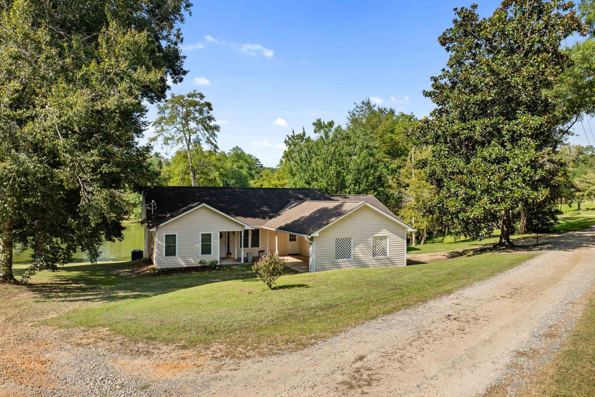 372 Dogwood Trail, Quincy, FL 32352 Photo