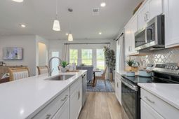 528 O'leary Circle photo 4