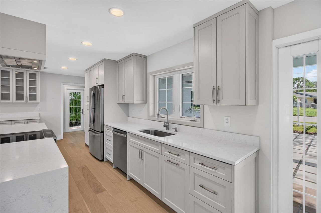 800 Cordova Boulevard Ne, Saint Petersburg, FL 33704 Photo