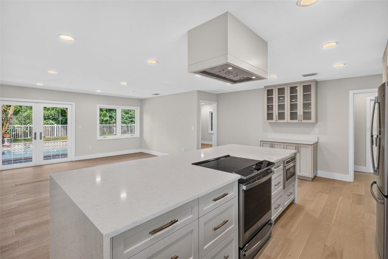 800 Cordova Boulevard Ne, Saint Petersburg, FL 33704 Photo