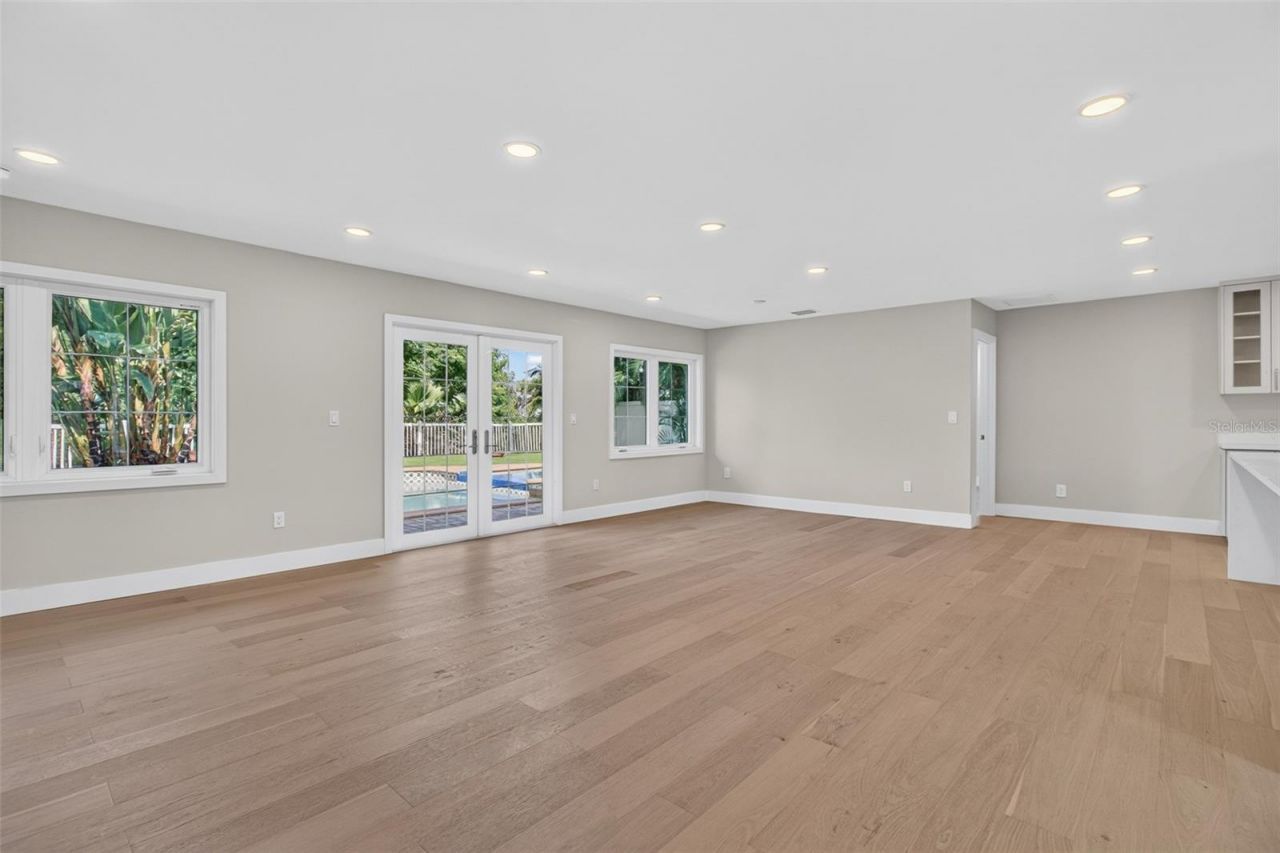 800 Cordova Boulevard Ne, Saint Petersburg, FL 33704 Photo