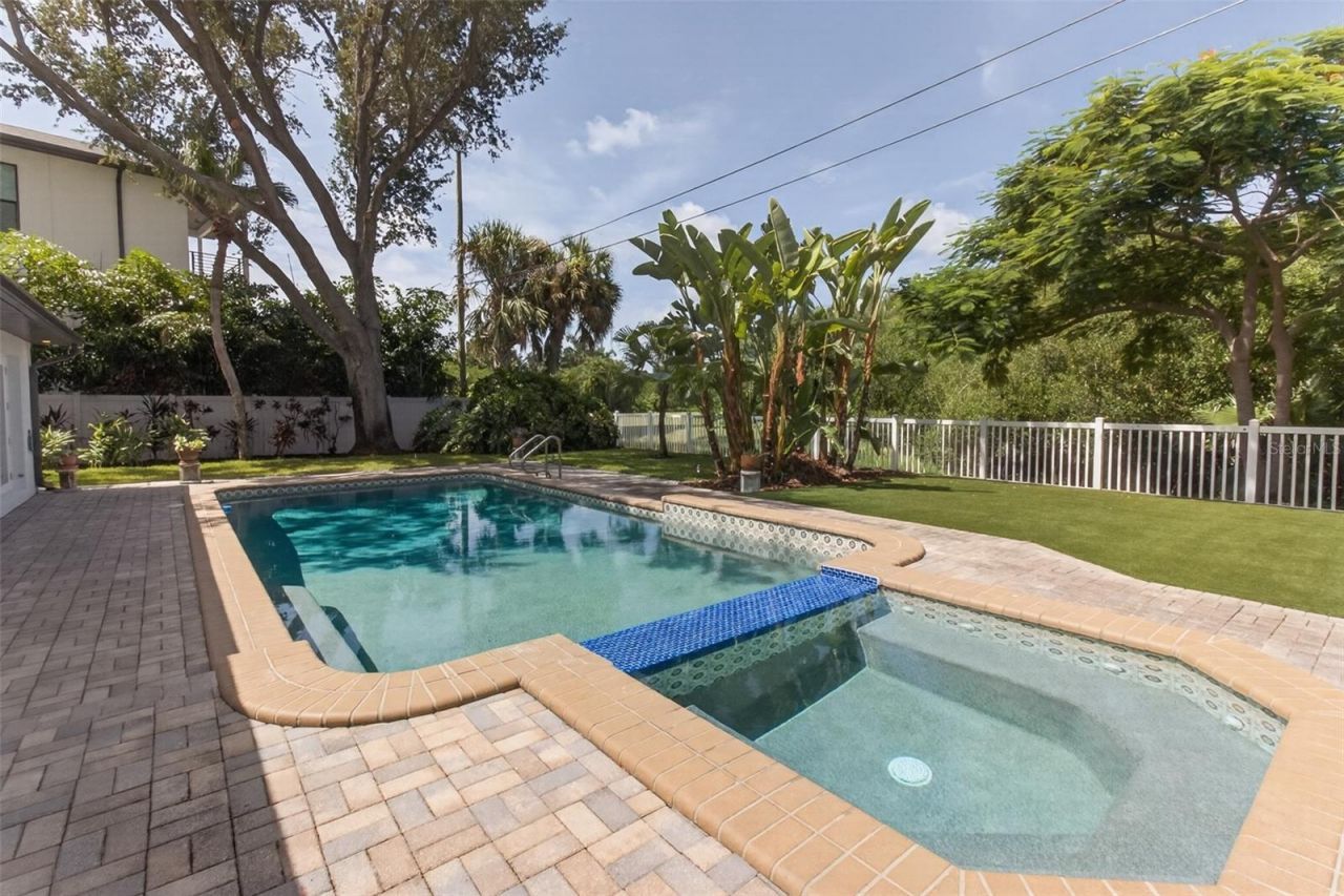 800 Cordova Boulevard Ne, Saint Petersburg, FL 33704 Photo