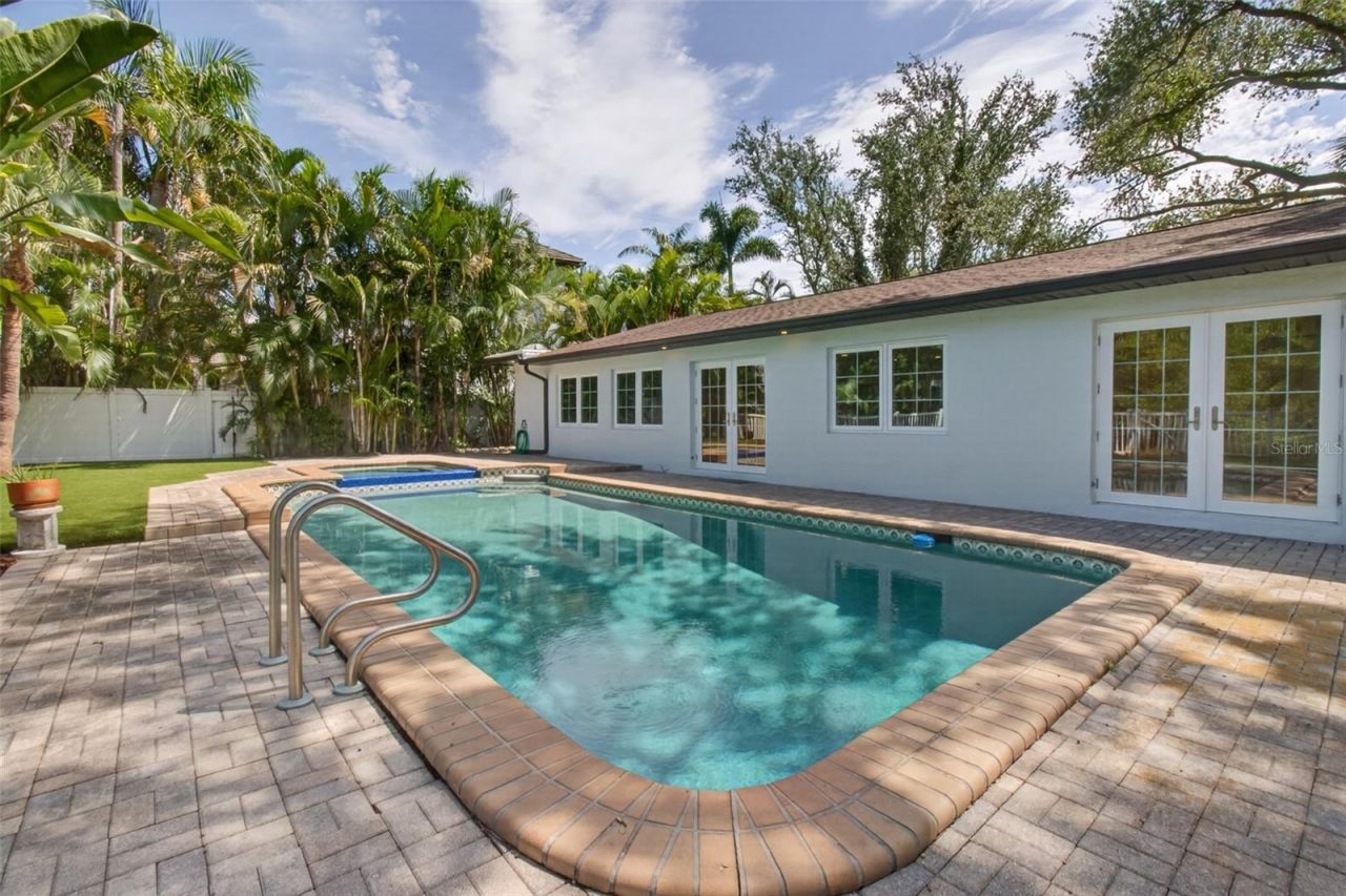 800 Cordova Boulevard Ne, Saint Petersburg, FL 33704 Photo
