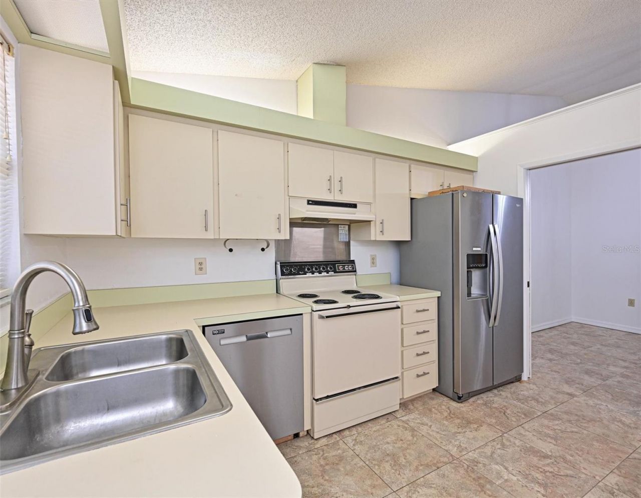 5506 37th Street E, Unit 4, Bradenton, FL 34203 Photo