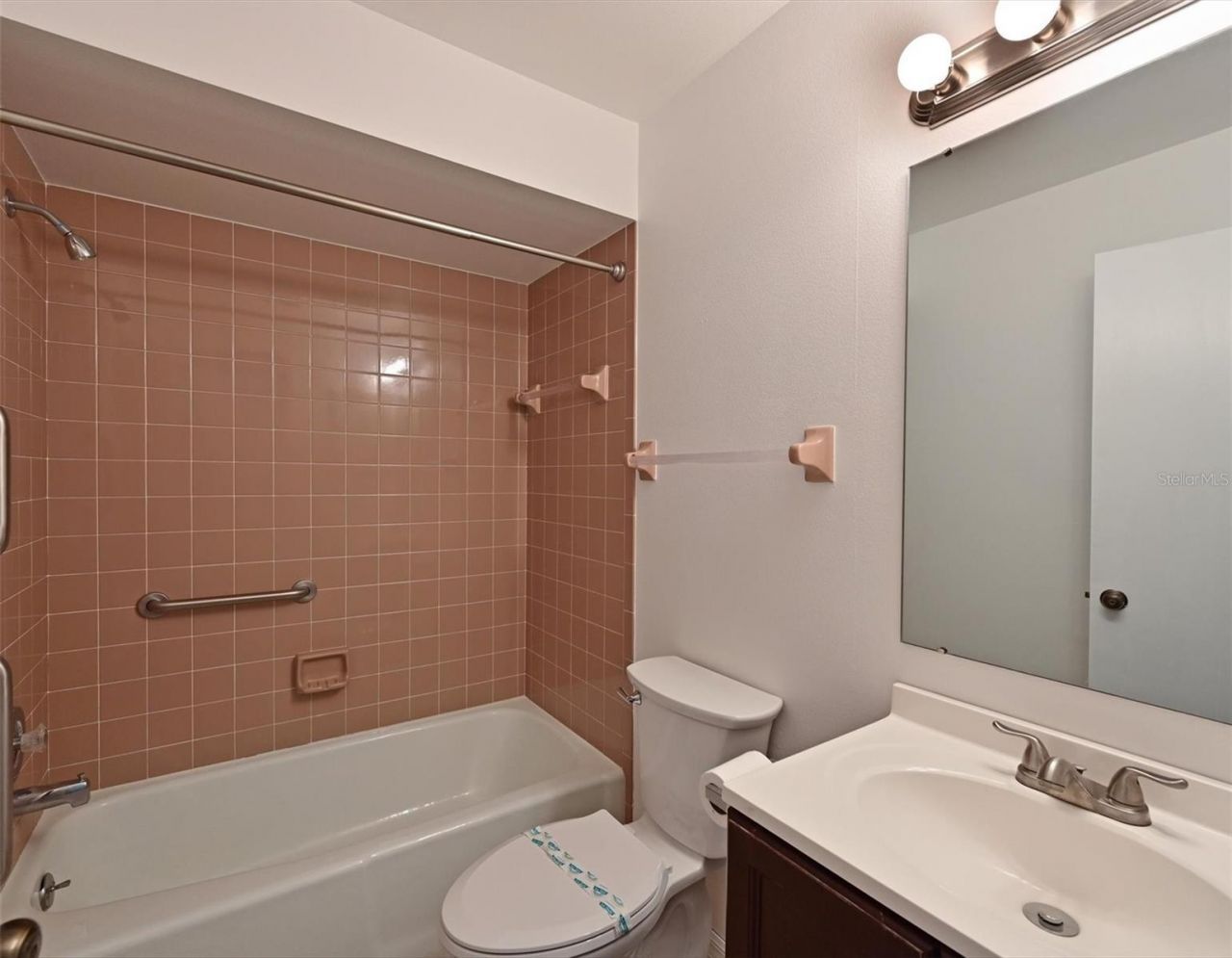 5506 37th Street E, Unit 4, Bradenton, FL 34203 Photo