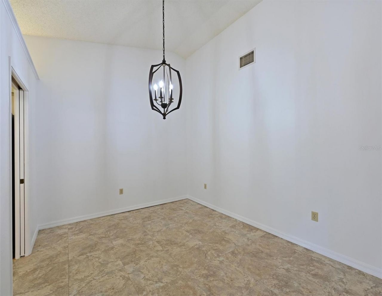 5506 37th Street E, Unit 4, Bradenton, FL 34203 Photo