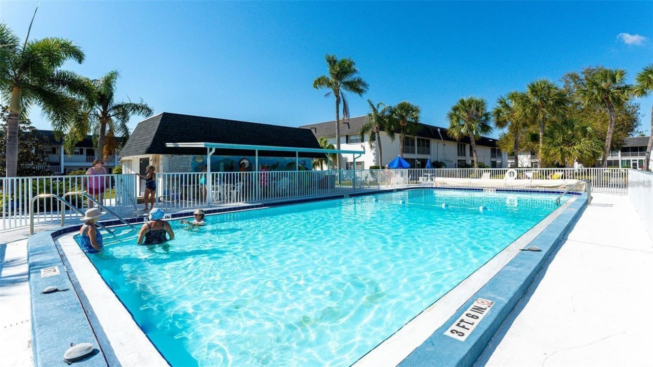 204 46th Avenue Terrace W, Unit 411, Bradenton, FL 34207 Photo
