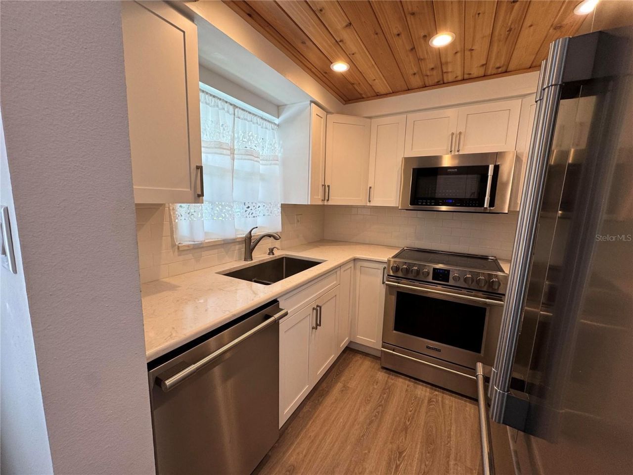 204 46th Avenue Terrace W, Unit 411, Bradenton, FL 34207 Photo
