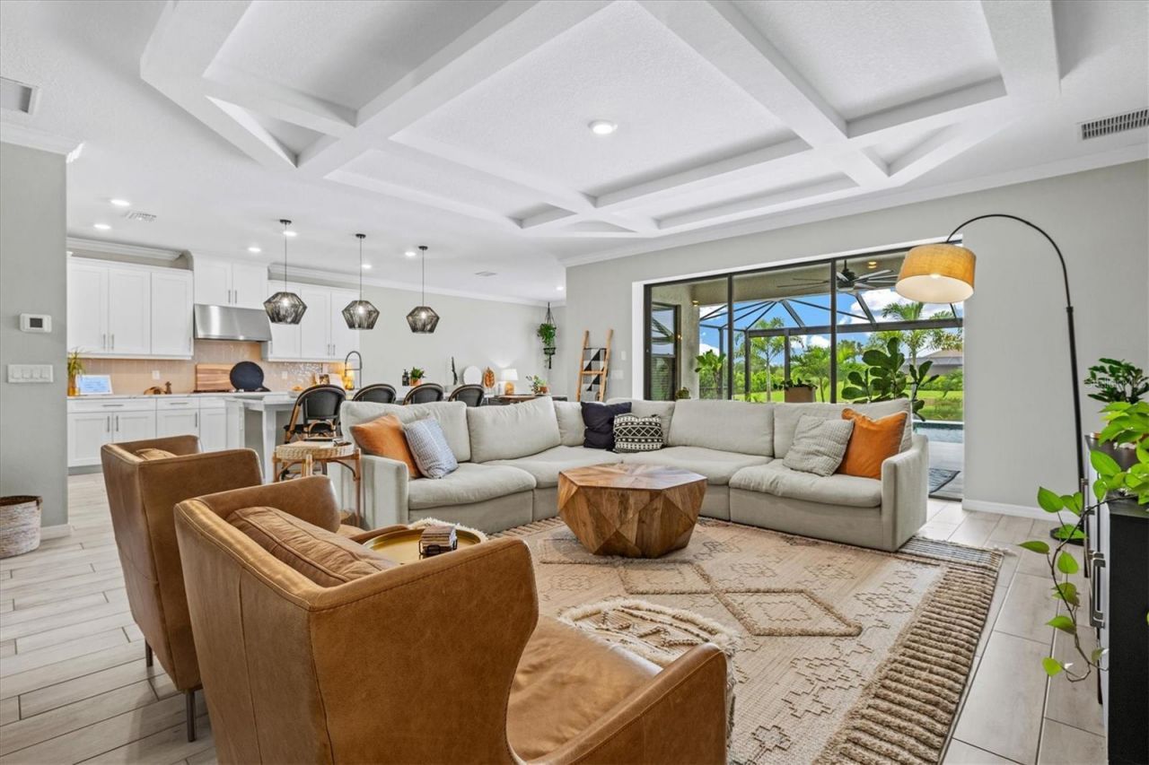 9297 Tequila Sunrise Drive, Sarasota, FL 34241 Photo