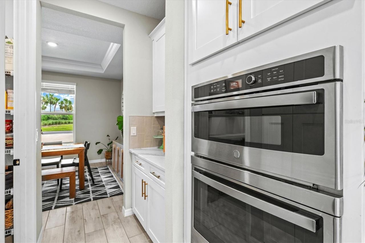 9297 Tequila Sunrise Drive, Sarasota, FL 34241 Photo