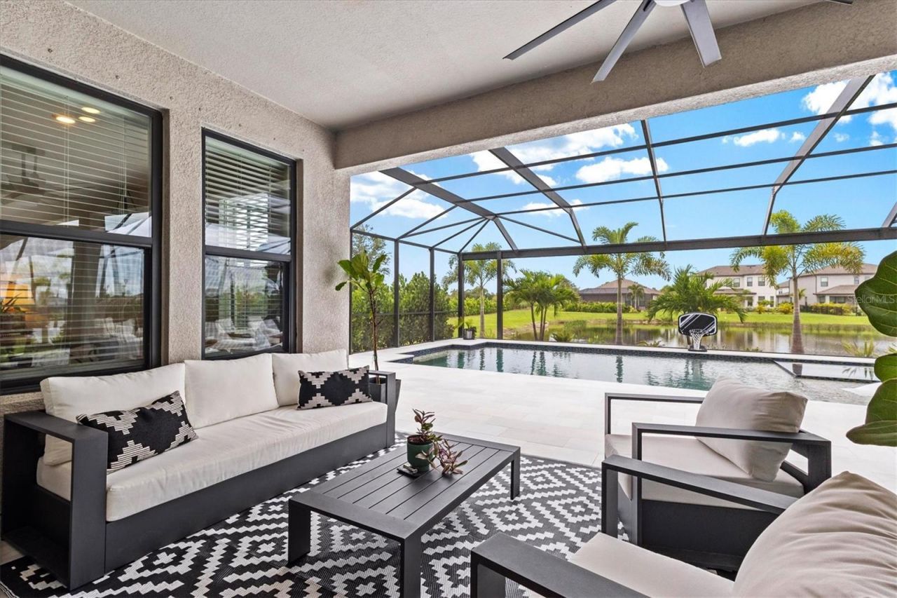 9297 Tequila Sunrise Drive, Sarasota, FL 34241 Photo