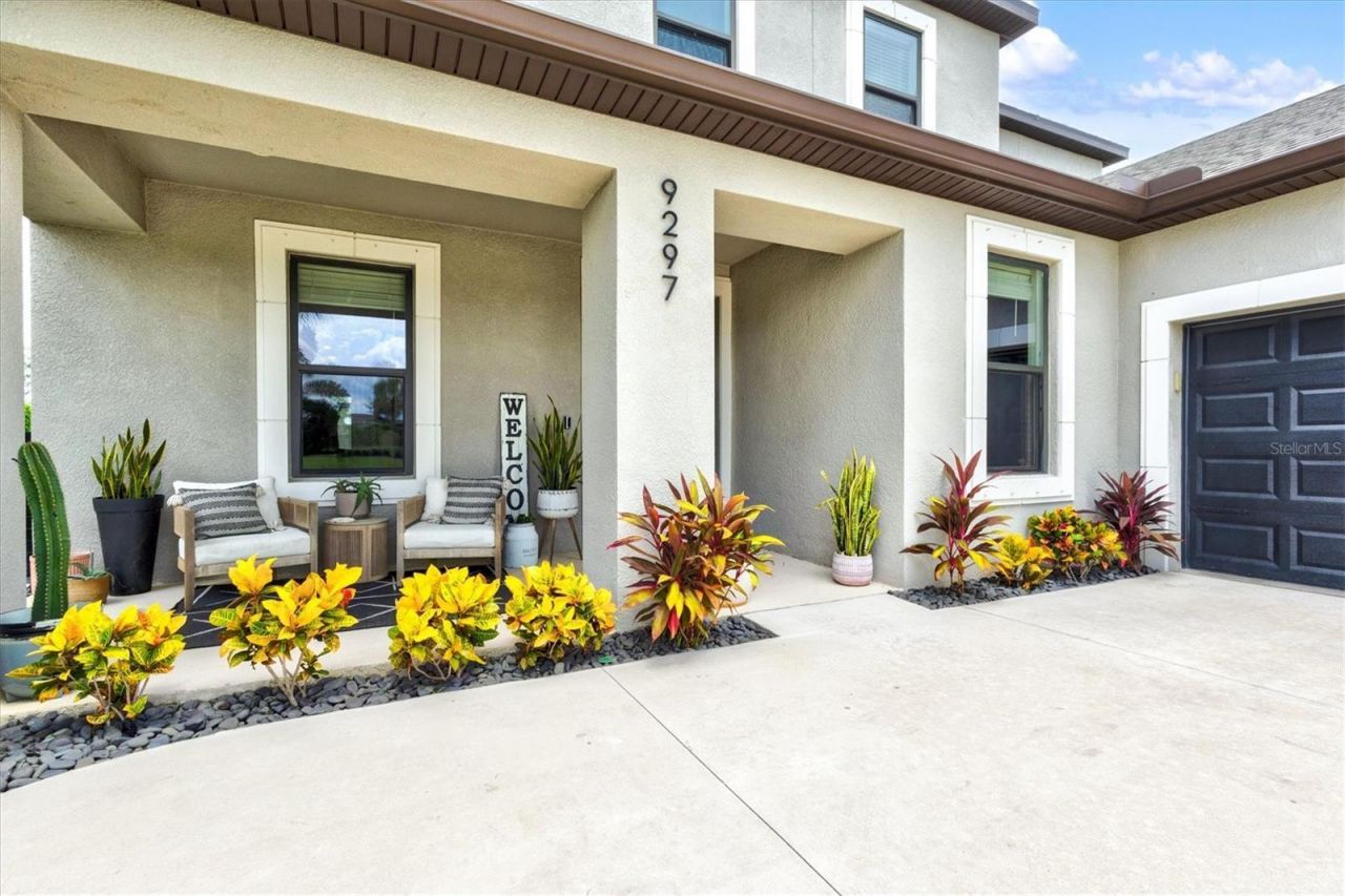 9297 Tequila Sunrise Drive, Sarasota, FL 34241 Photo