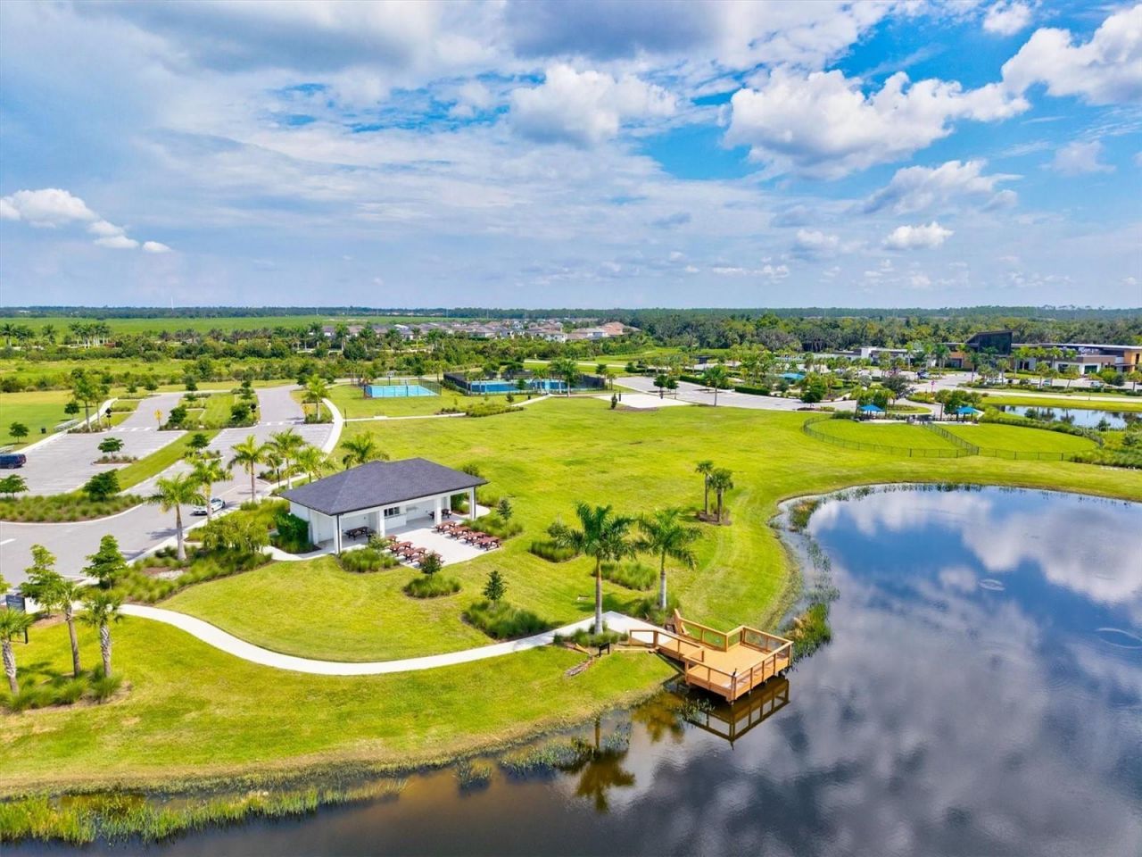 9297 Tequila Sunrise Drive, Sarasota, FL 34241 Photo