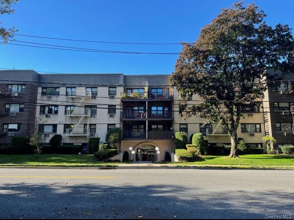 2261 Palmer Avenue, Unit 1G, New Rochelle, NY 10801