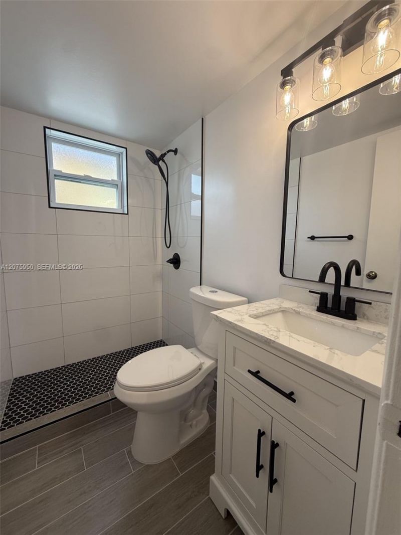2775 W 61st Pl, Unit 202, Hialeah, FL 33016 Photo