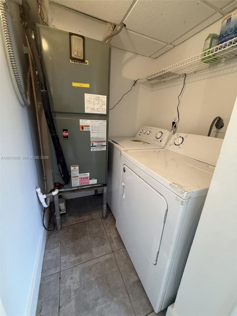 2775 W 61st Pl, Unit 202, Hialeah, FL 33016 Photo