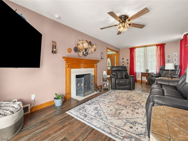 6110 Brookside Drive , Cleveland, OH 44144 Photo 11