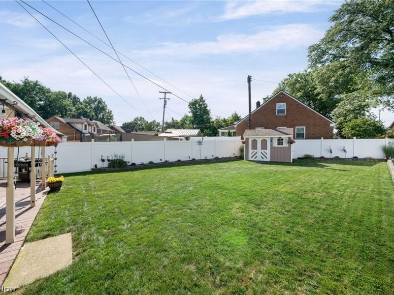 6110 Brookside Drive , Cleveland, OH 44144 Photo 28