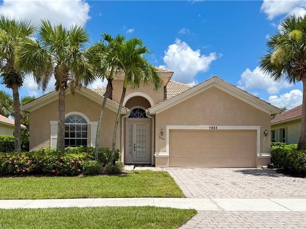 7903 Founders CIR , NAPLES, FL 34104