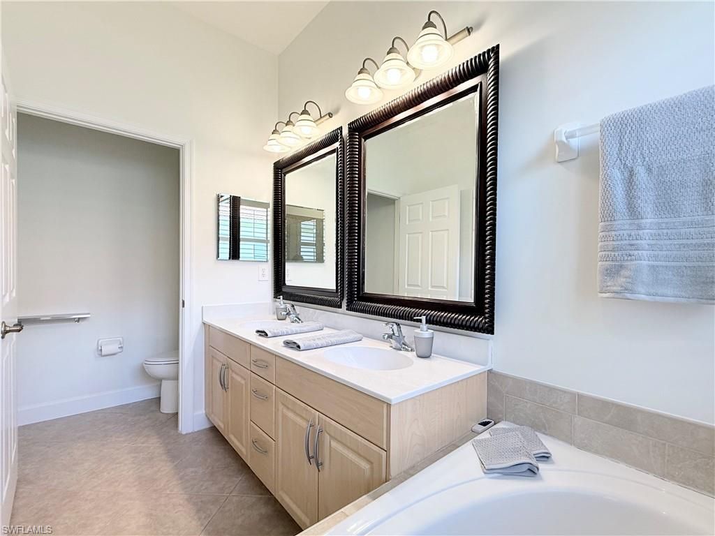 7903 Founders Cir , Naples, FL 34104 Photo