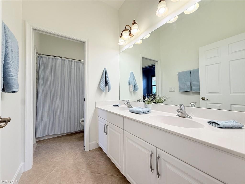 7903 Founders Cir , Naples, FL 34104 Photo