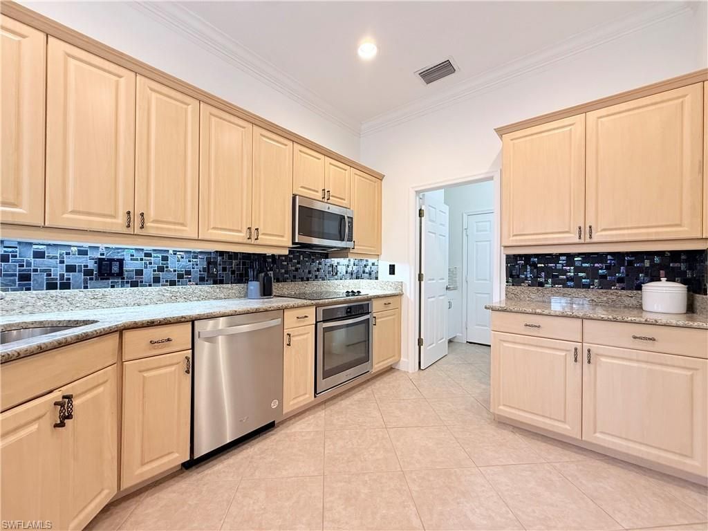 7903 Founders Cir , Naples, FL 34104 Photo
