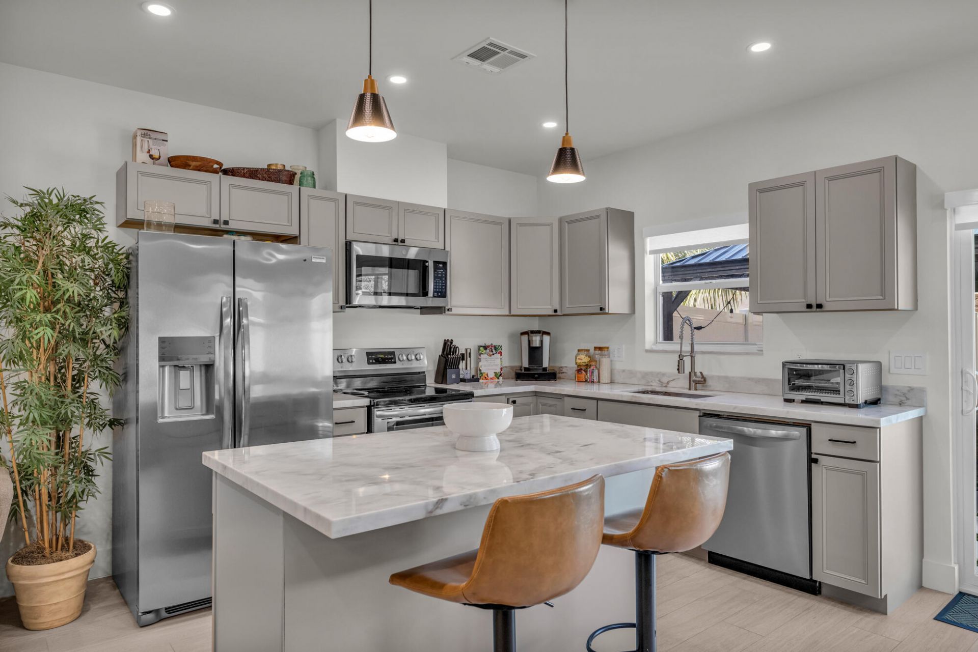 460 NW 27th Avenue, Pompano Beach, FL 33069 Photo