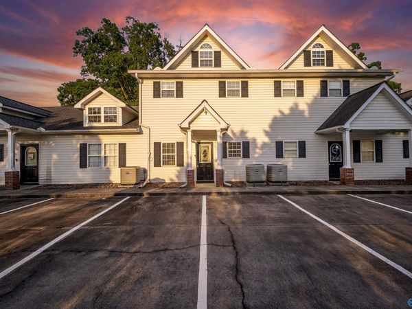 570 County Road 1001, Unit 3, Centre, AL 35960