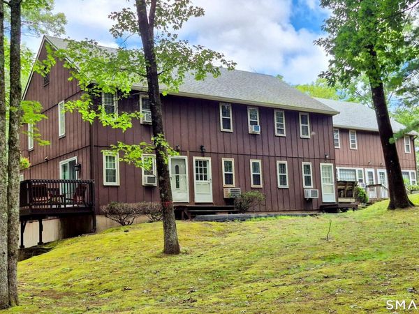 239 Old Farms, Unit 15C, Avon, CT 06001