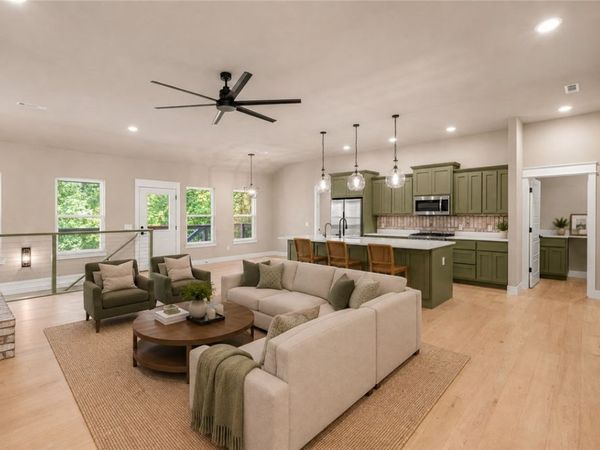4 Goring Circle, Bella Vista, AR 72714