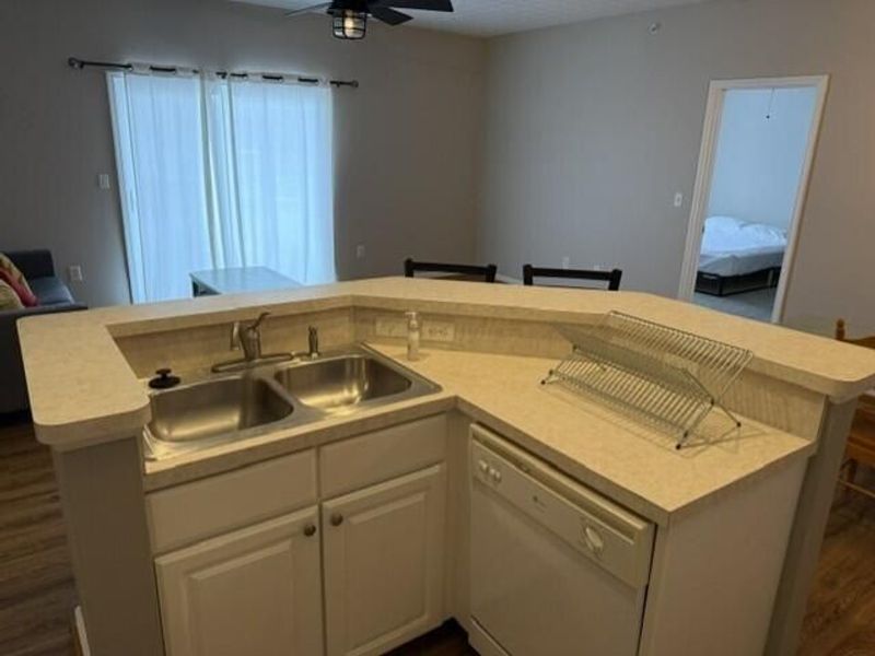 3115 Heron Pointe , Unit 201, Columbus, OH 43231 Photo 4