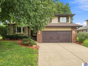 4940 S 73rd Street, Lincoln, NE 68516