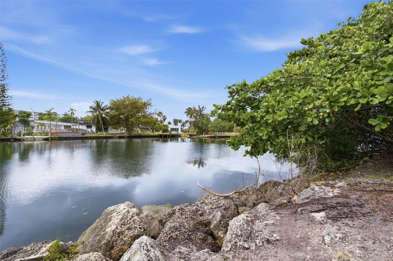 16500 Collins Ave , Unit 1856, Sunny Isles Beach, FL 33160 Photo