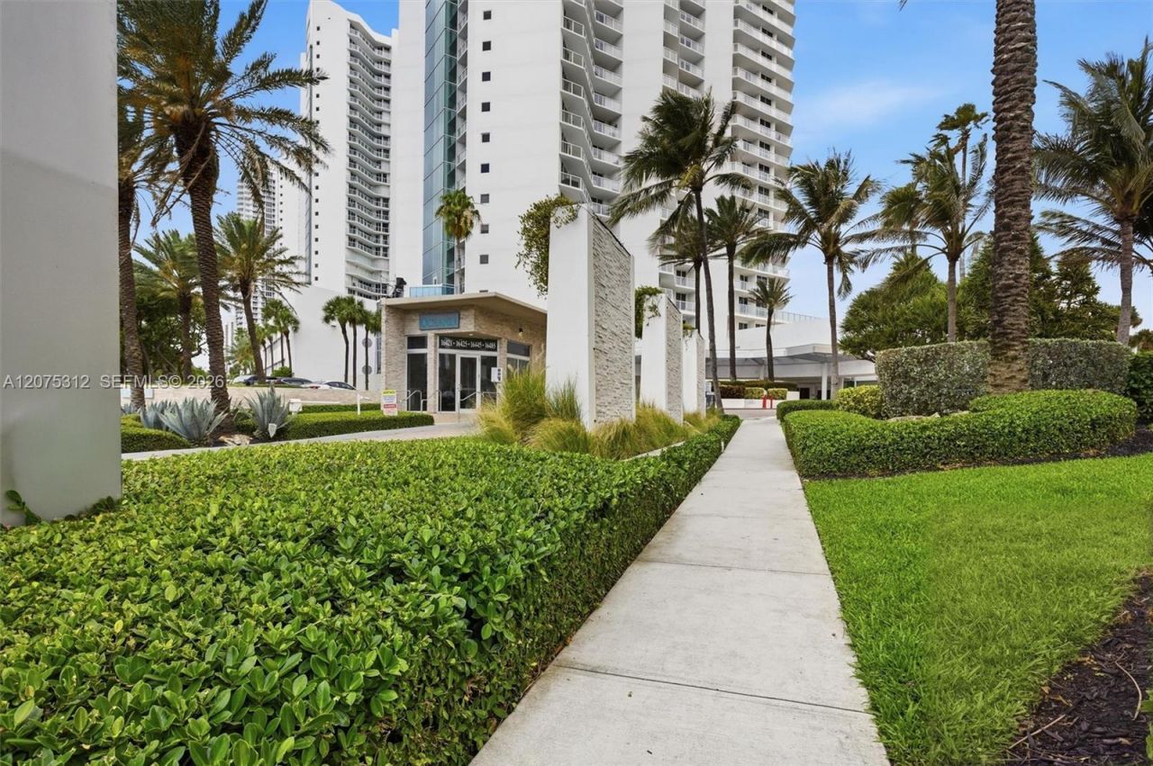 16500 Collins Ave , Unit 1856, Sunny Isles Beach, FL 33160 Photo
