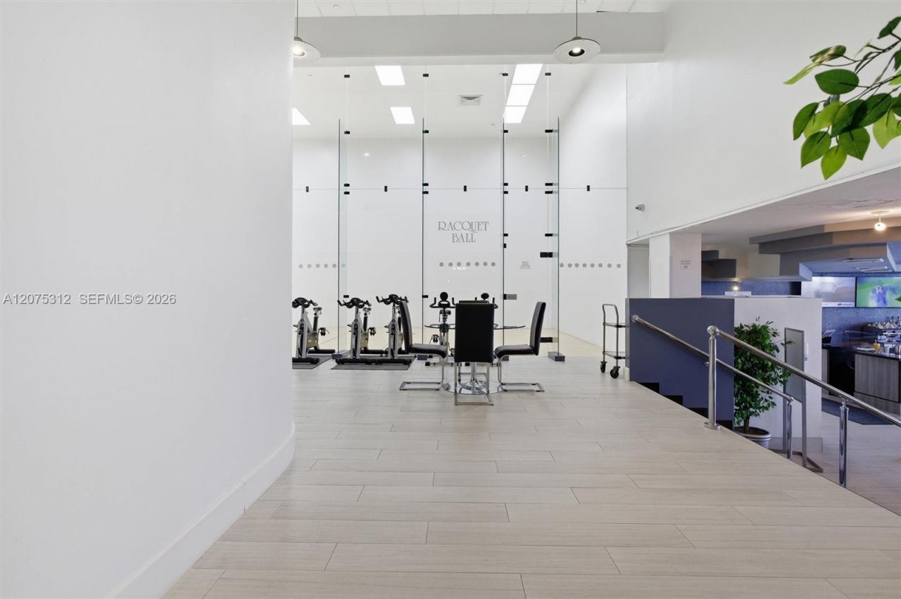 16500 Collins Ave , Unit 1856, Sunny Isles Beach, FL 33160 Photo