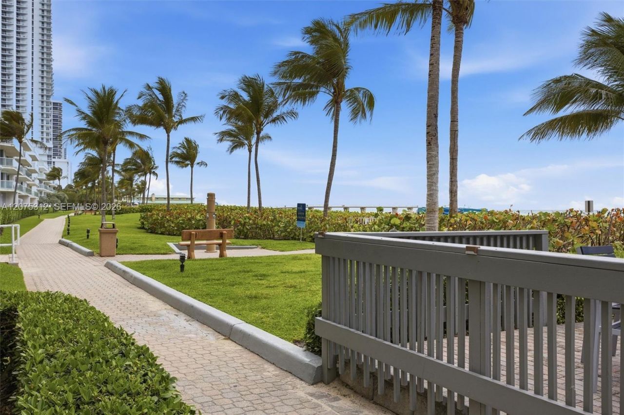 16500 Collins Ave , Unit 1856, Sunny Isles Beach, FL 33160 Photo